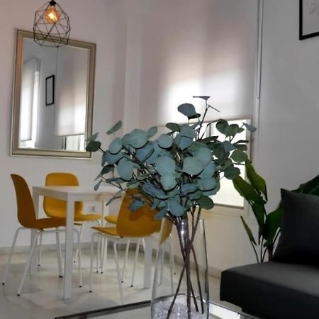 Malaga City One Bedroom Apartment By Namaste Elite Extérieur photo