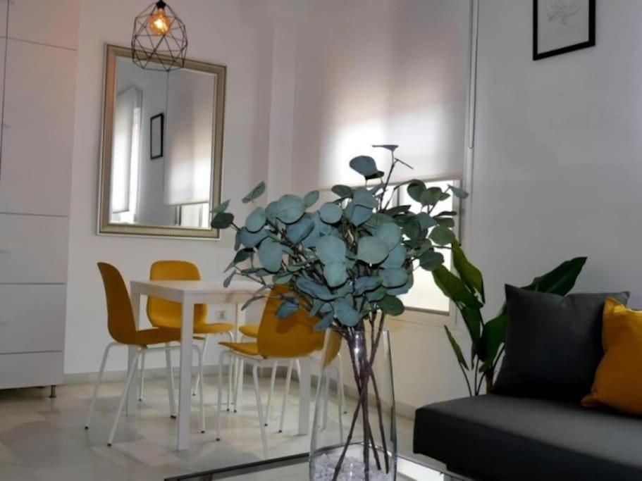 Malaga City One Bedroom Apartment By Namaste Elite Extérieur photo