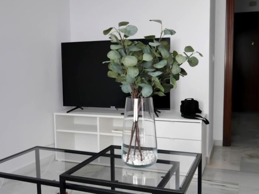 Malaga City One Bedroom Apartment By Namaste Elite Extérieur photo